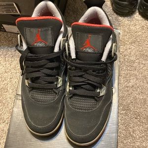 Air Jordan Retro 4